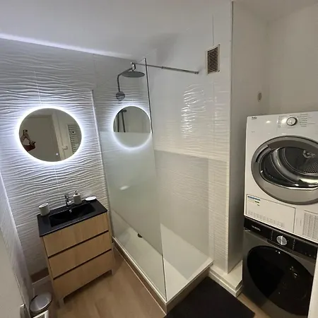 Appartement Privée Cosy- Dans Moderne En Colocation- Tram A-jv1-1 *